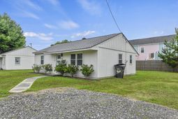 3119 Azalea Drive photo 4