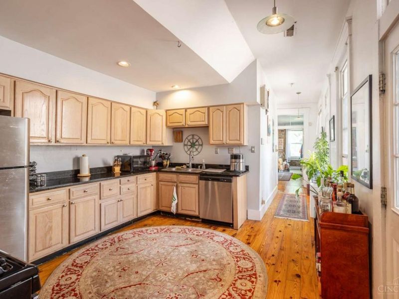 1407 Main Street, Unit 4, Cincinnati, OH 45202 Photo 5