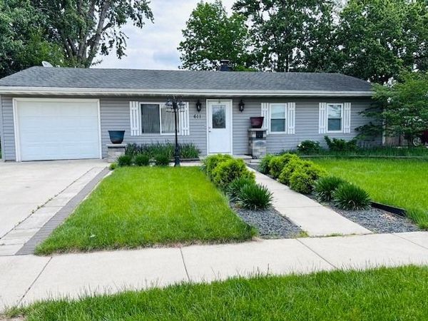 611 Nelson Avenue, Romeoville, IL 60446