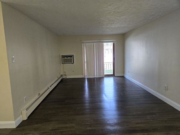 270 East Haverhill St, Unit 6, Lawrence, MA 01841