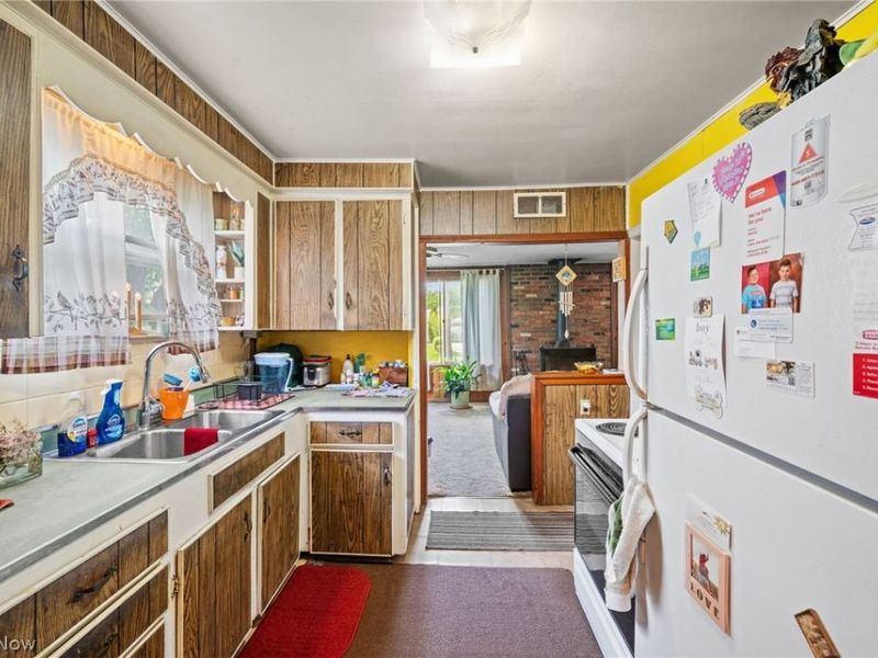 35812 Wanaka Boulevard, Eastlake, OH 44095 Photo 14