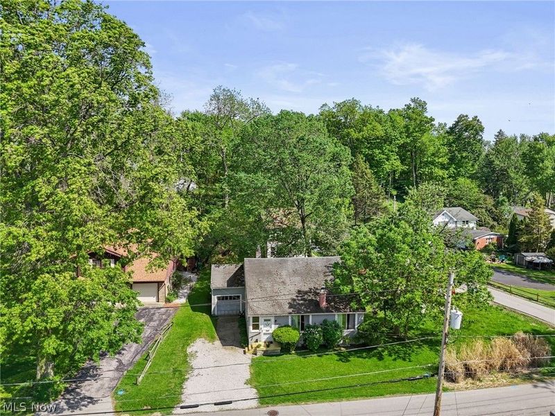 35812 Wanaka Boulevard, Eastlake, OH 44095 Photo 4