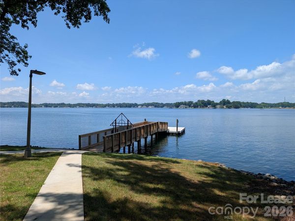 350 Northwest Drive , Davidson, NC 28036