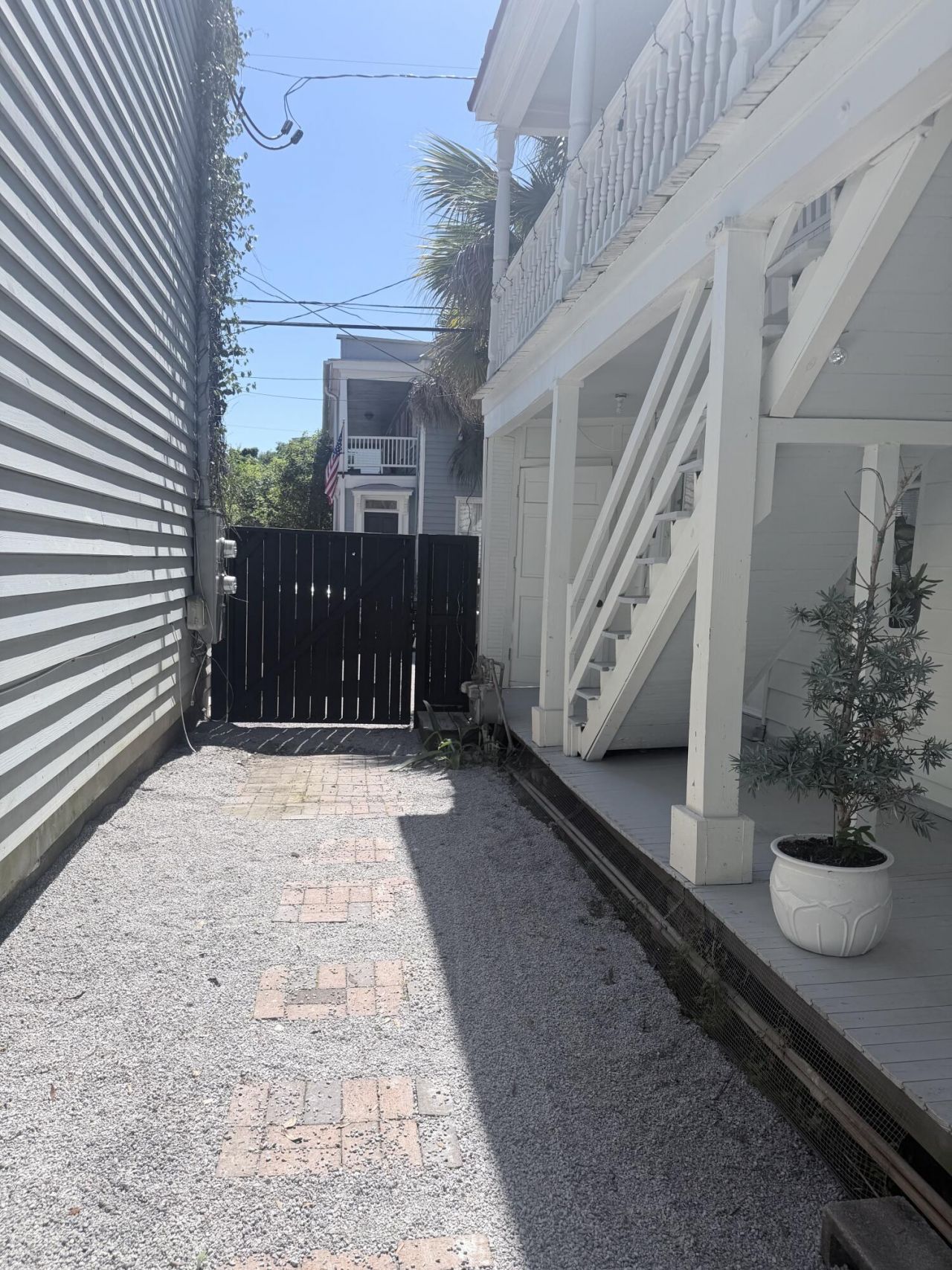 46 Ashe Street Photo 23