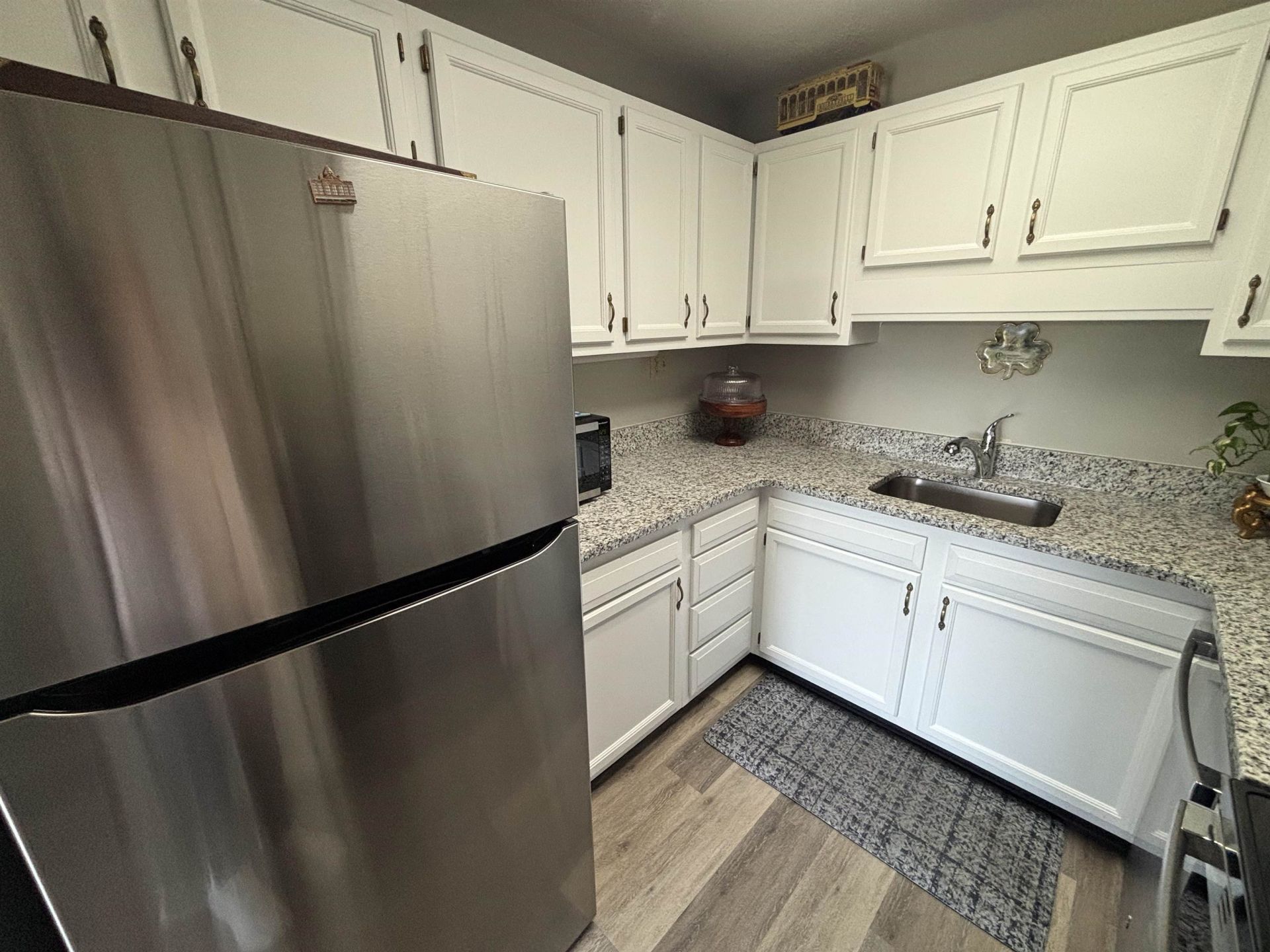 5001 Little River Rd. Photo 10
