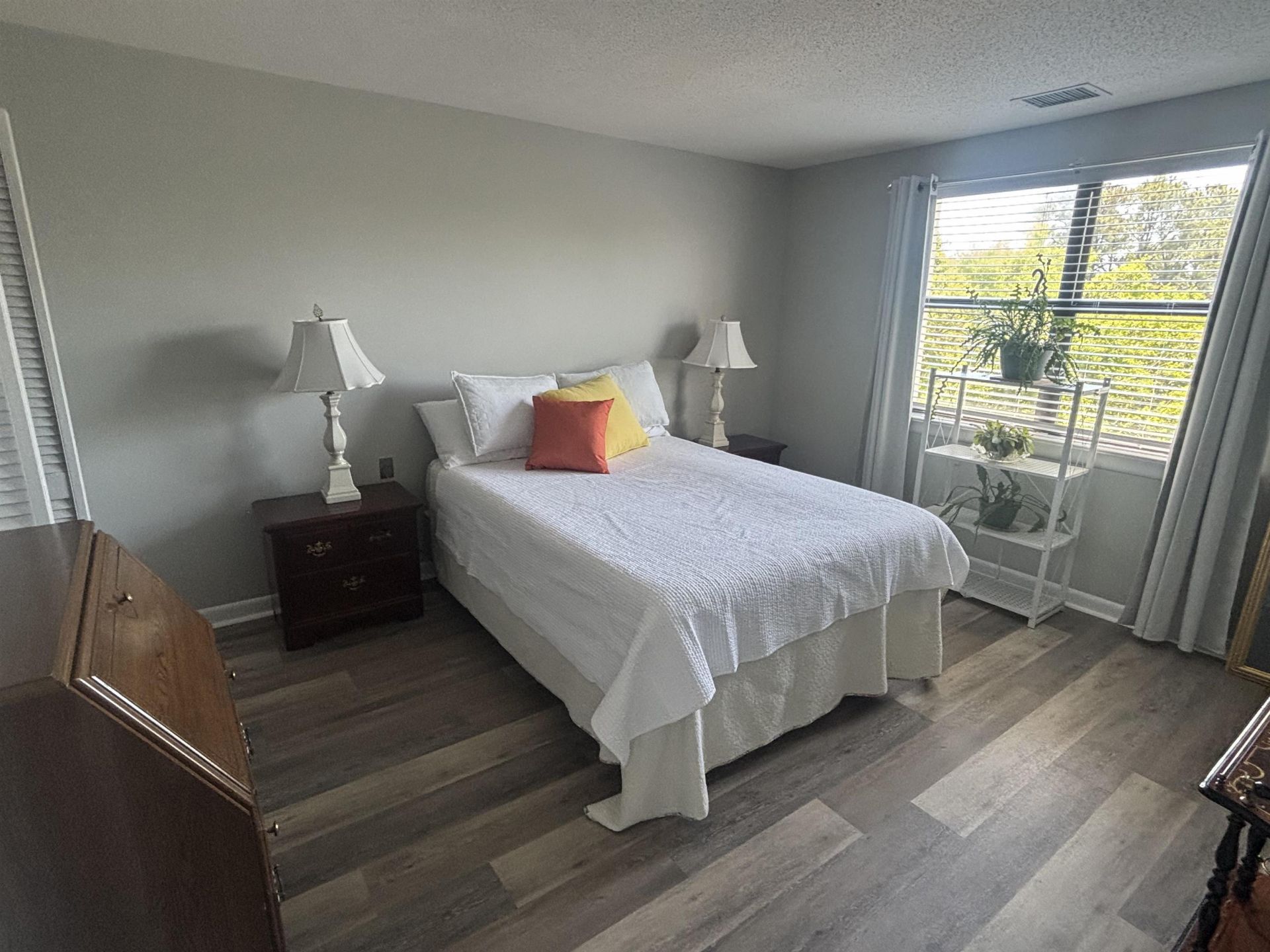 5001 Little River Rd. Photo 11