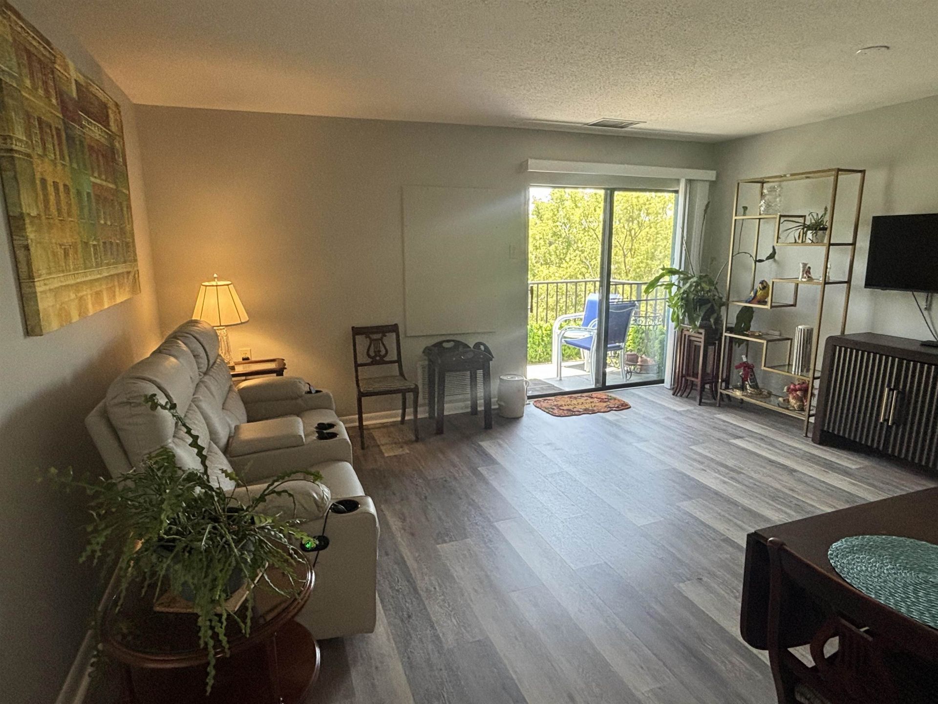 5001 Little River Rd. Photo 4