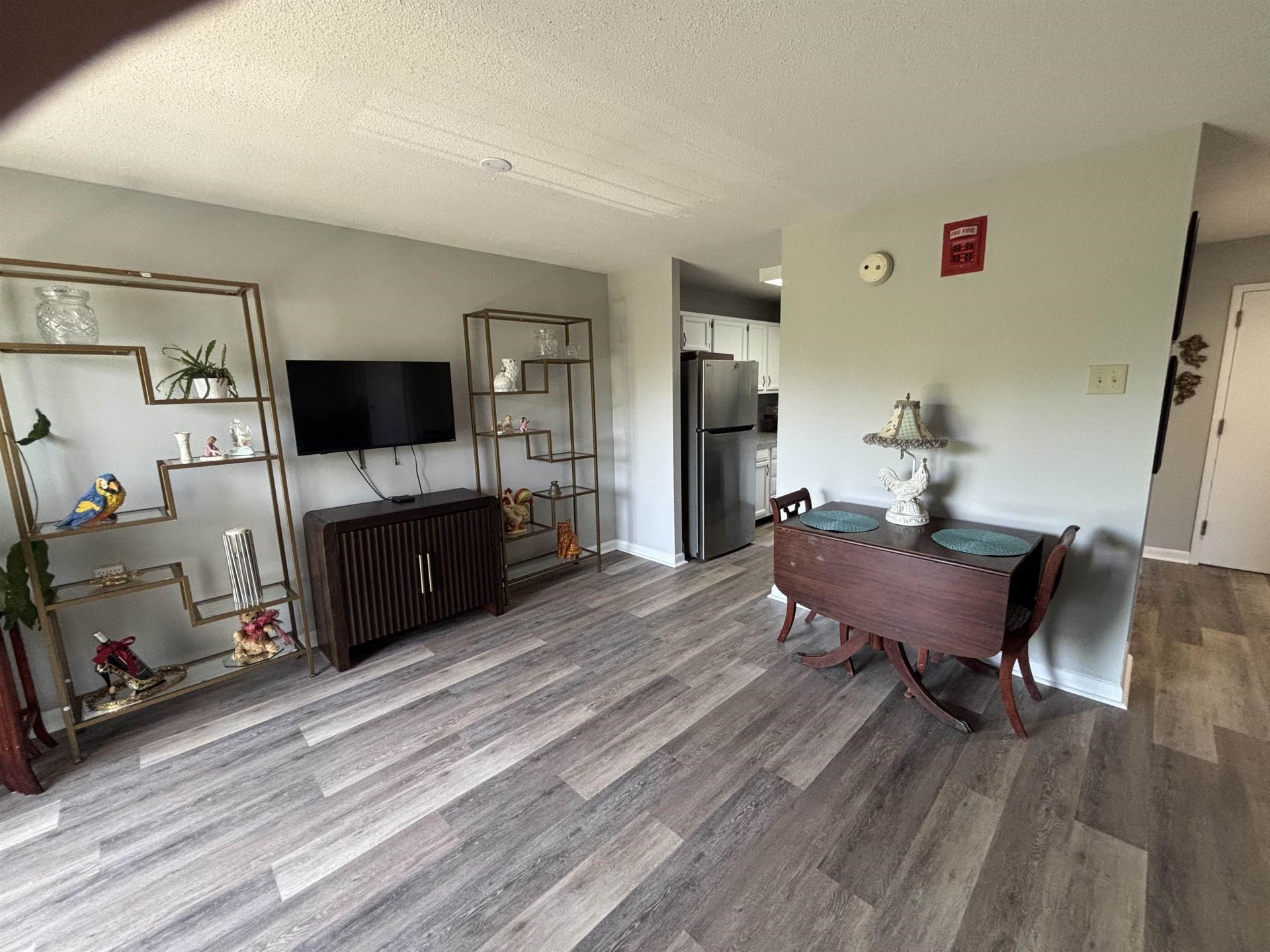 5001 Little River Rd. Photo 8