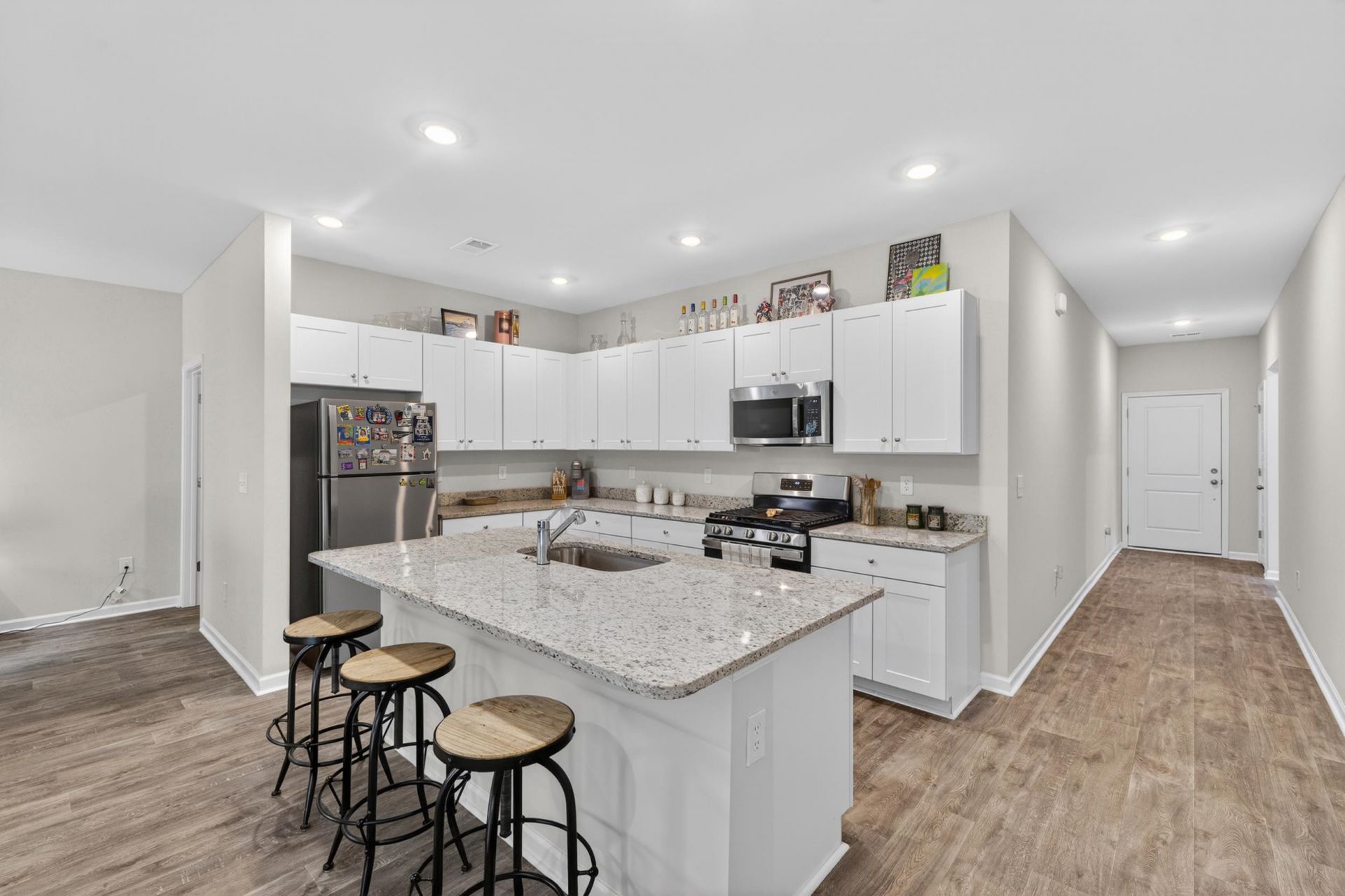 504 Corsac Ct.  Photo 6