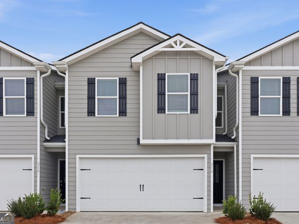 214 Norchester Avenue, Hogansville, GA 30230