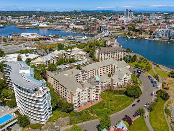 50 Songhees Rd, Unit #109, Victoria, BC V9A 7J4