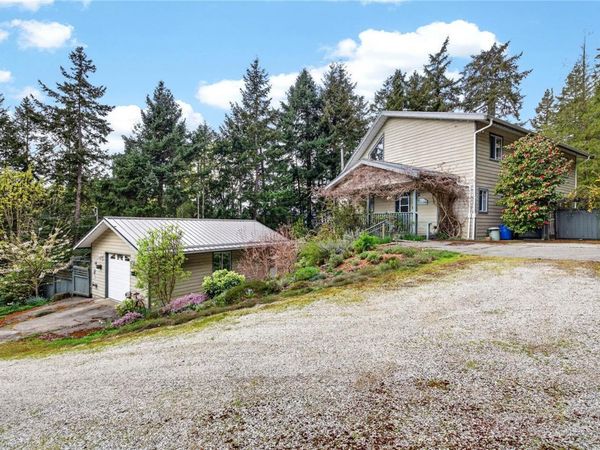 178 Elizabeth Dr , Salt Spring, BC V8K 1H8