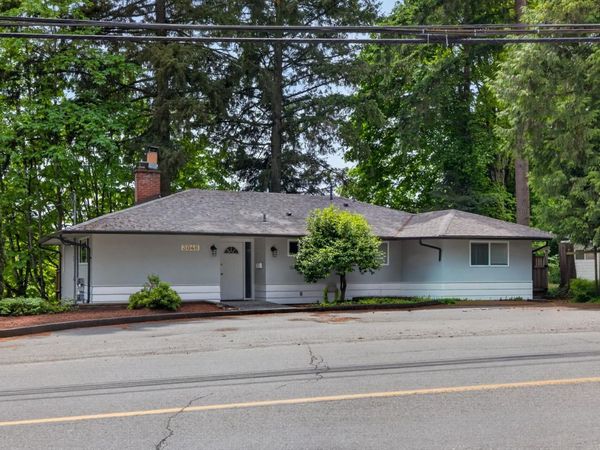 3046 Gibbins Rd , Duncan, BC V9L 1E4