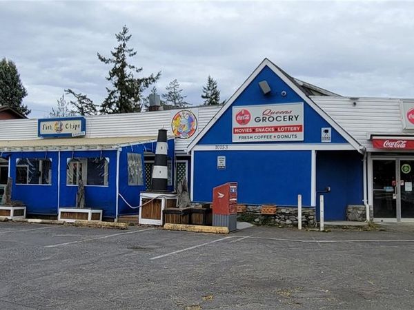 10153 Resthaven Dr , Unit A, Sidney, BC V8L 3G8
