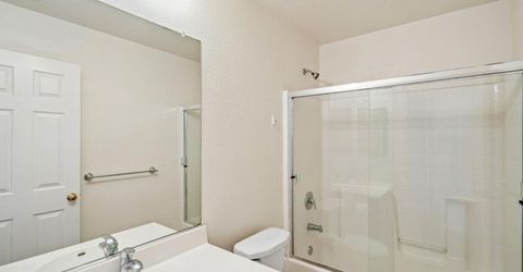 13468 Pipestone St, Lathrop, CA 95330 Photo