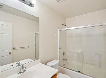 13468 Pipestone St, Lathrop, CA 95330 Photo