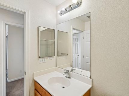 13468 Pipestone St, Lathrop, CA 95330 Photo