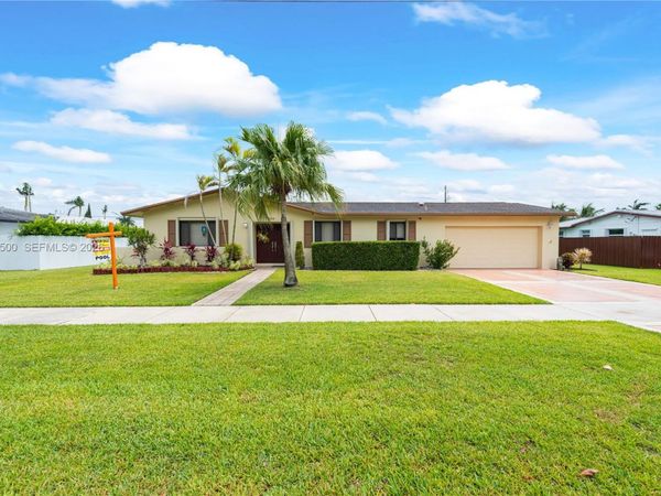 224 NW 19th St , Homestead, FL 33030