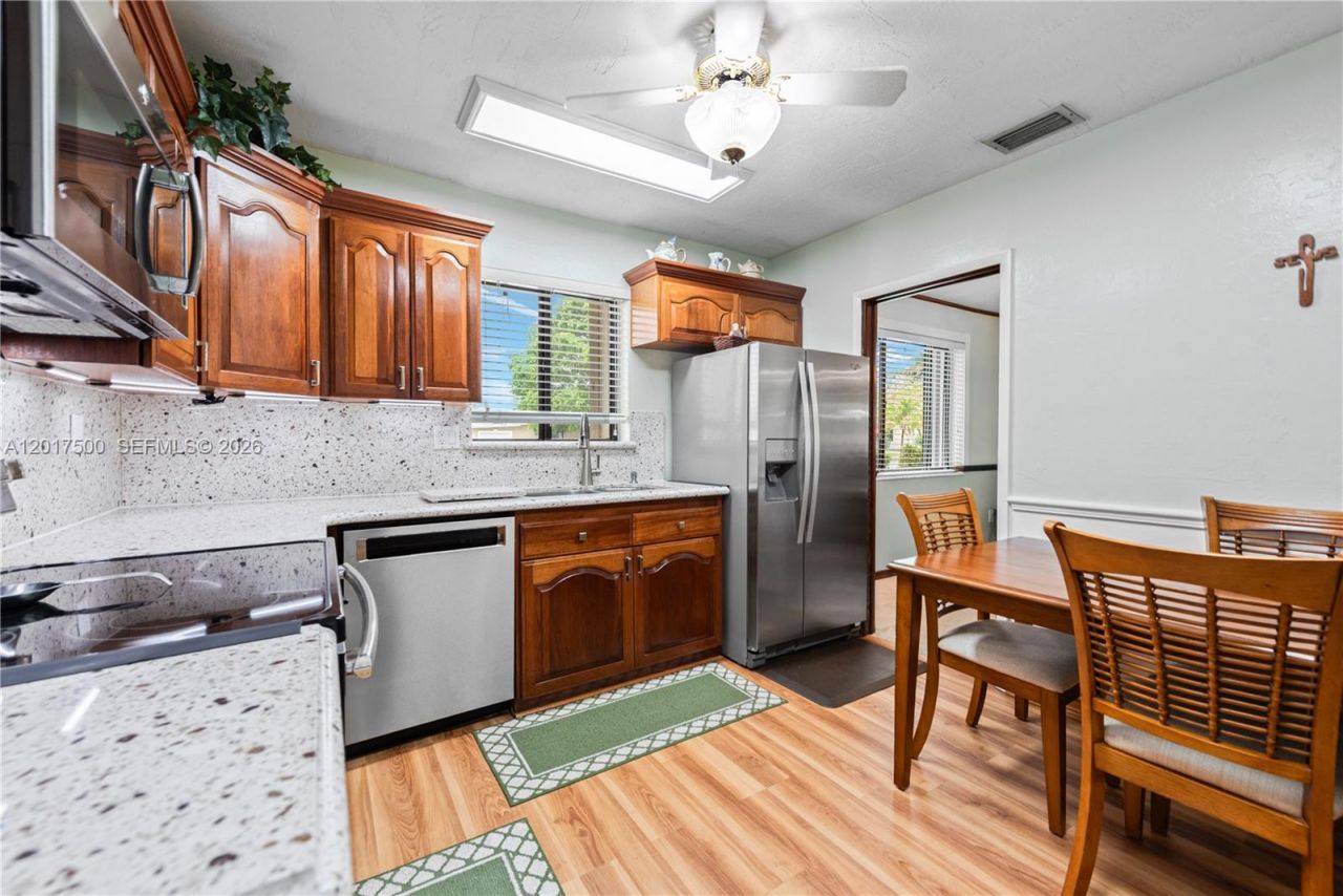 224 NW 19th St , Homestead, FL 33030 Photo