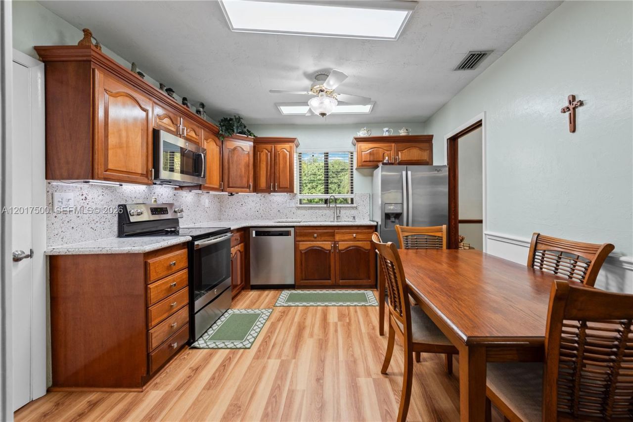 224 NW 19th St , Homestead, FL 33030 Photo