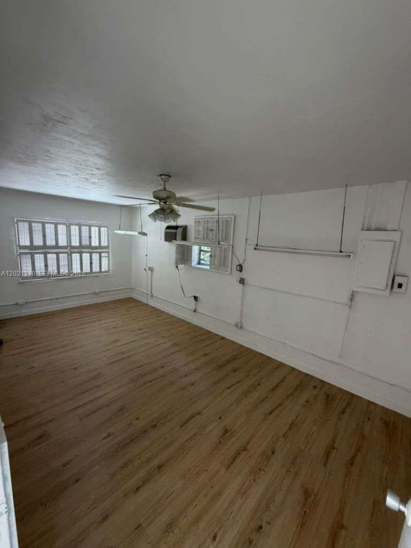 5127 Alton Rd , Miami Beach, FL 33140 Photo