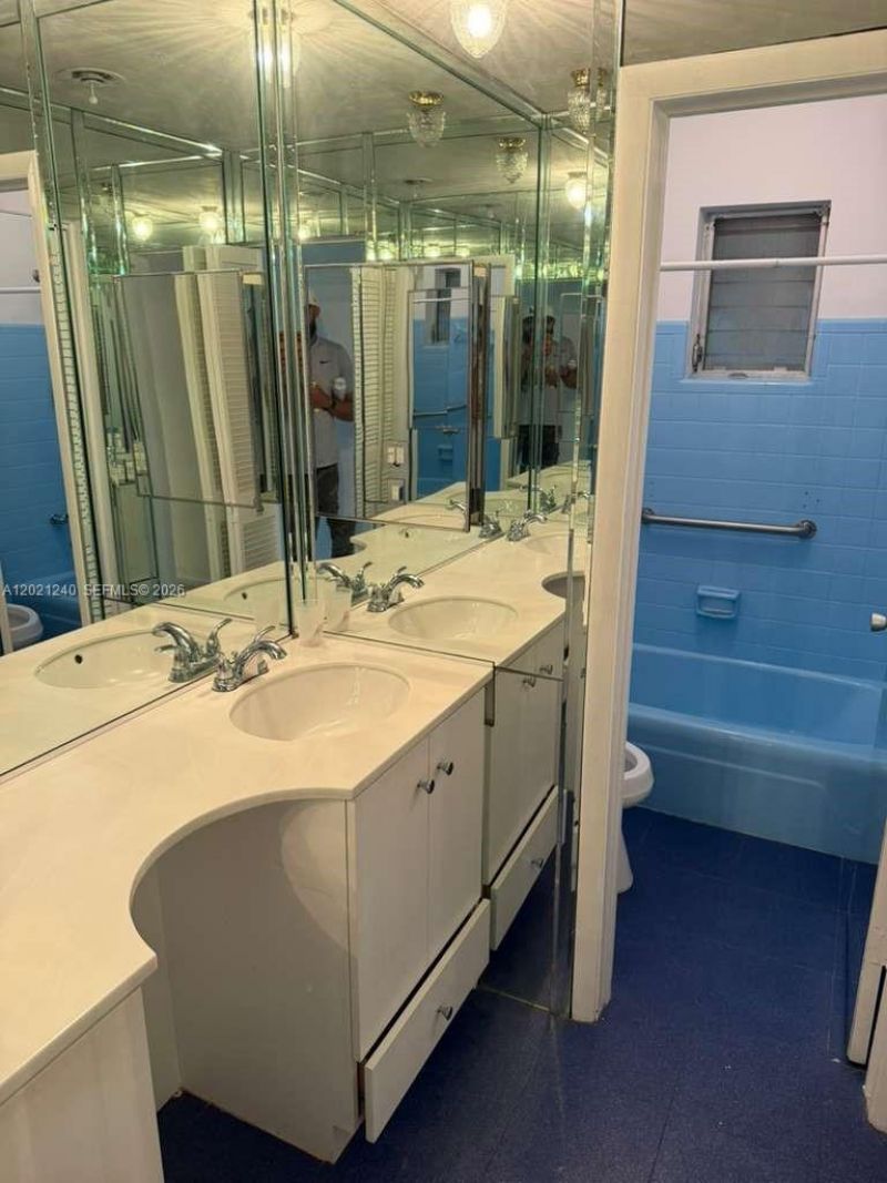 5127 Alton Rd , Miami Beach, FL 33140 Photo