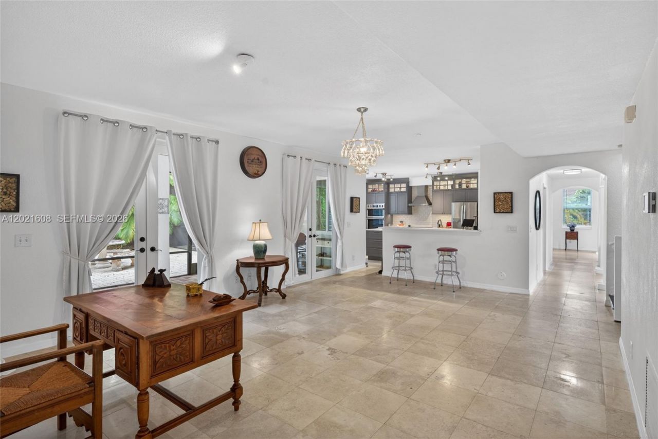 8204 SW 171st St, Palmetto Bay, FL 33157 Photo
