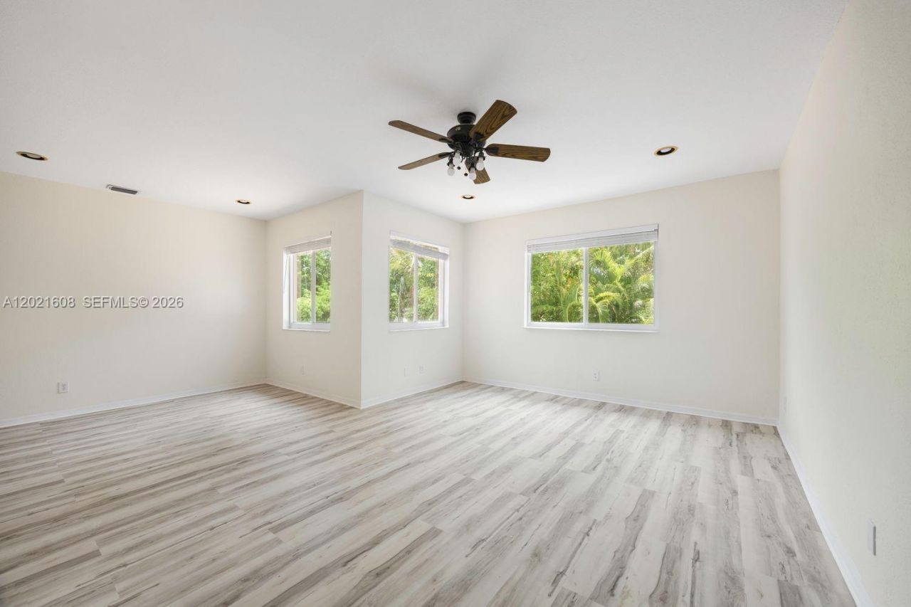 8204 SW 171st St, Palmetto Bay, FL 33157 Photo