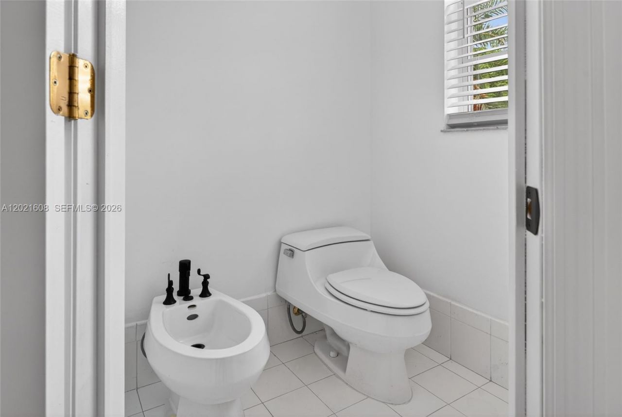 8204 SW 171st St, Palmetto Bay, FL 33157 Photo