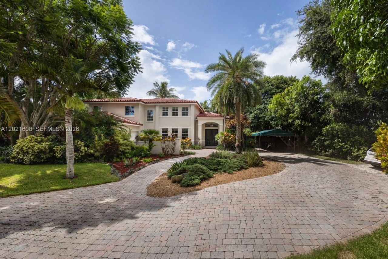 8204 SW 171st St, Palmetto Bay, FL 33157 Photo