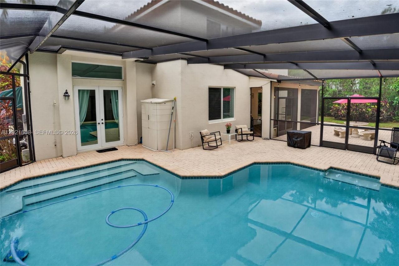 8204 SW 171st St, Palmetto Bay, FL 33157 Photo