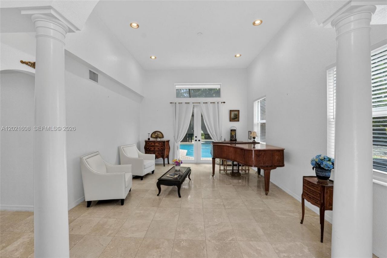8204 SW 171st St, Palmetto Bay, FL 33157 Photo