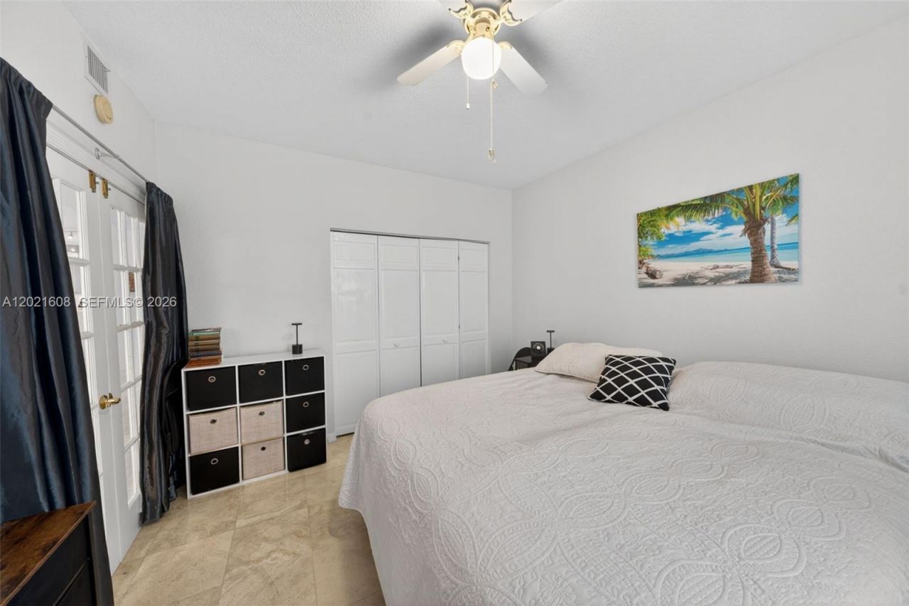 8204 SW 171st St, Palmetto Bay, FL 33157 Photo