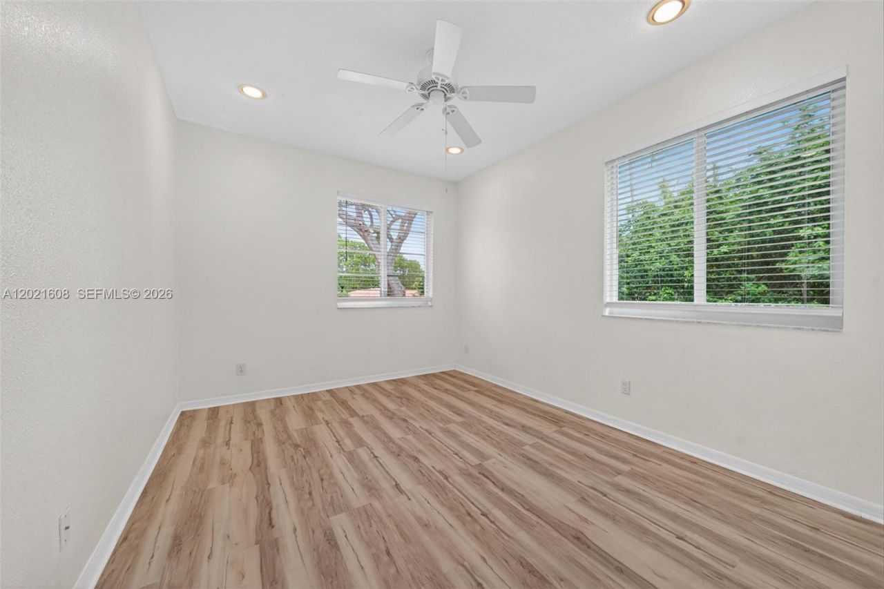 8204 SW 171st St, Palmetto Bay, FL 33157 Photo