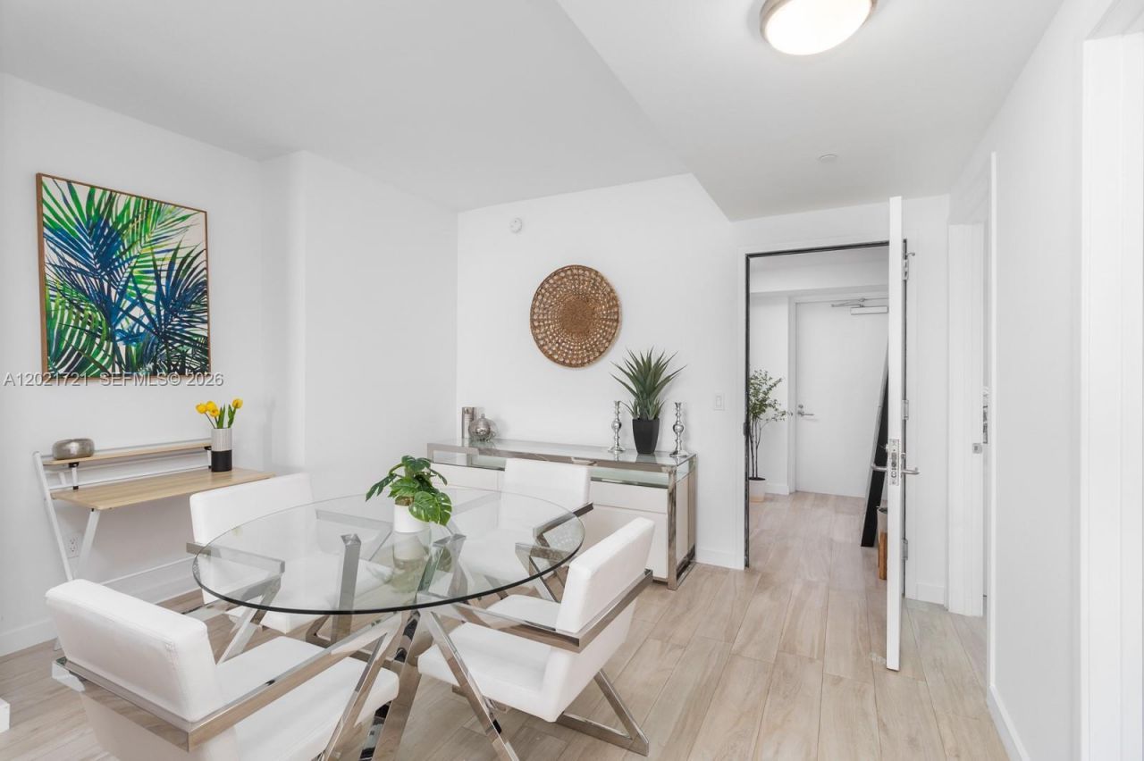 460 NE 28th St, Unit 3105, Miami, FL 33137 Photo