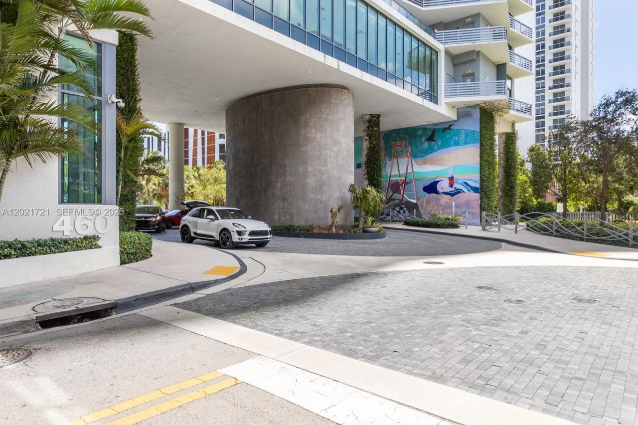 460 NE 28th St, Unit 3105, Miami, FL 33137 Photo