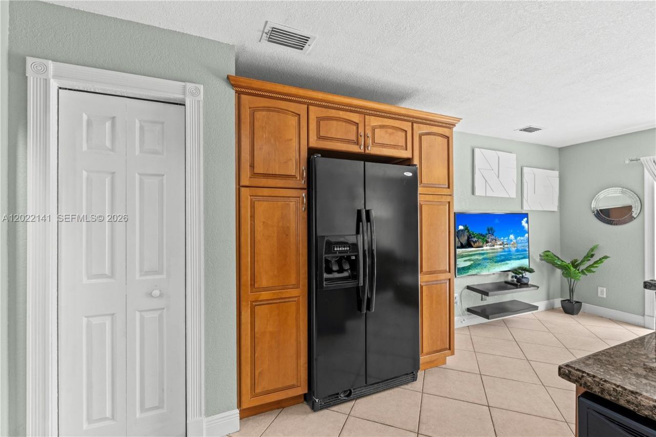 6188 NW 40th St, Coral Springs, FL 33067 Photo