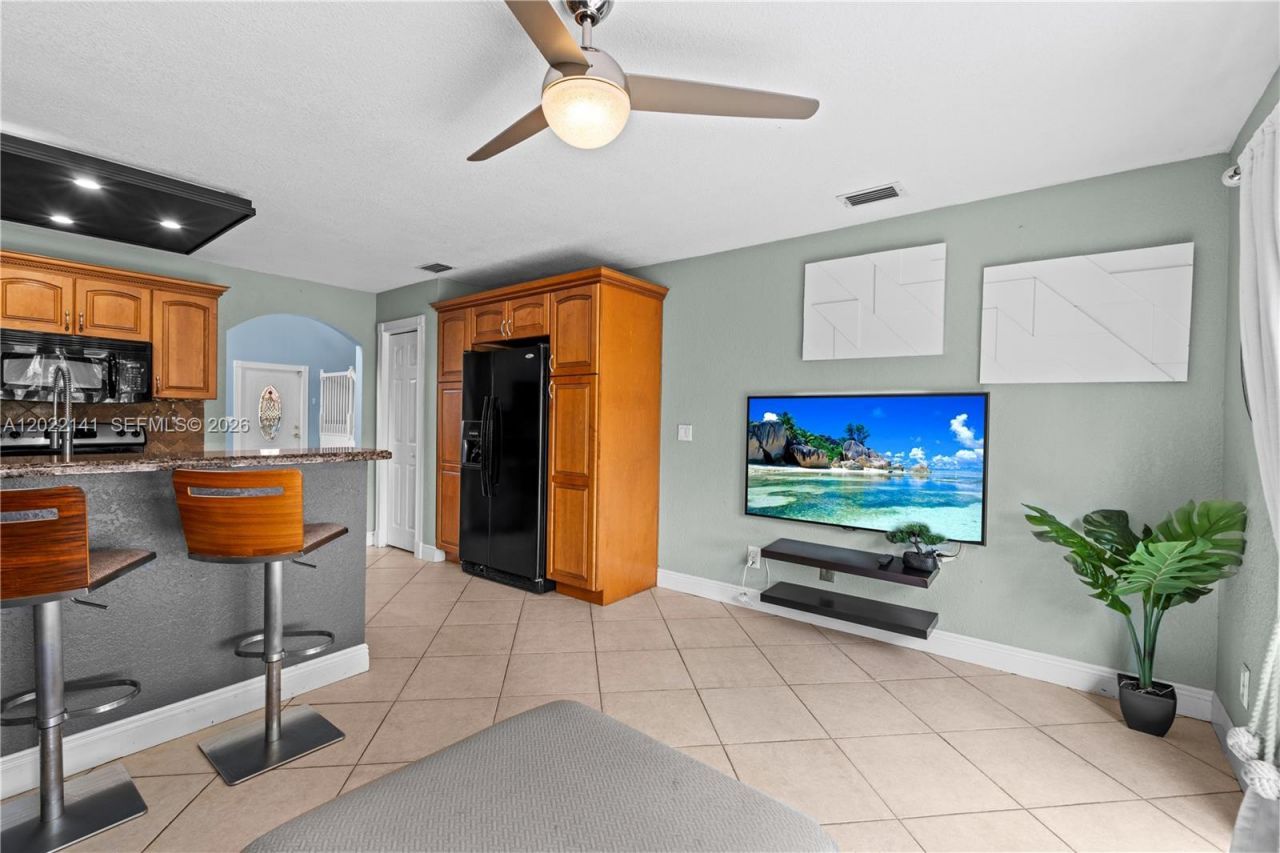 6188 NW 40th St, Coral Springs, FL 33067 Photo
