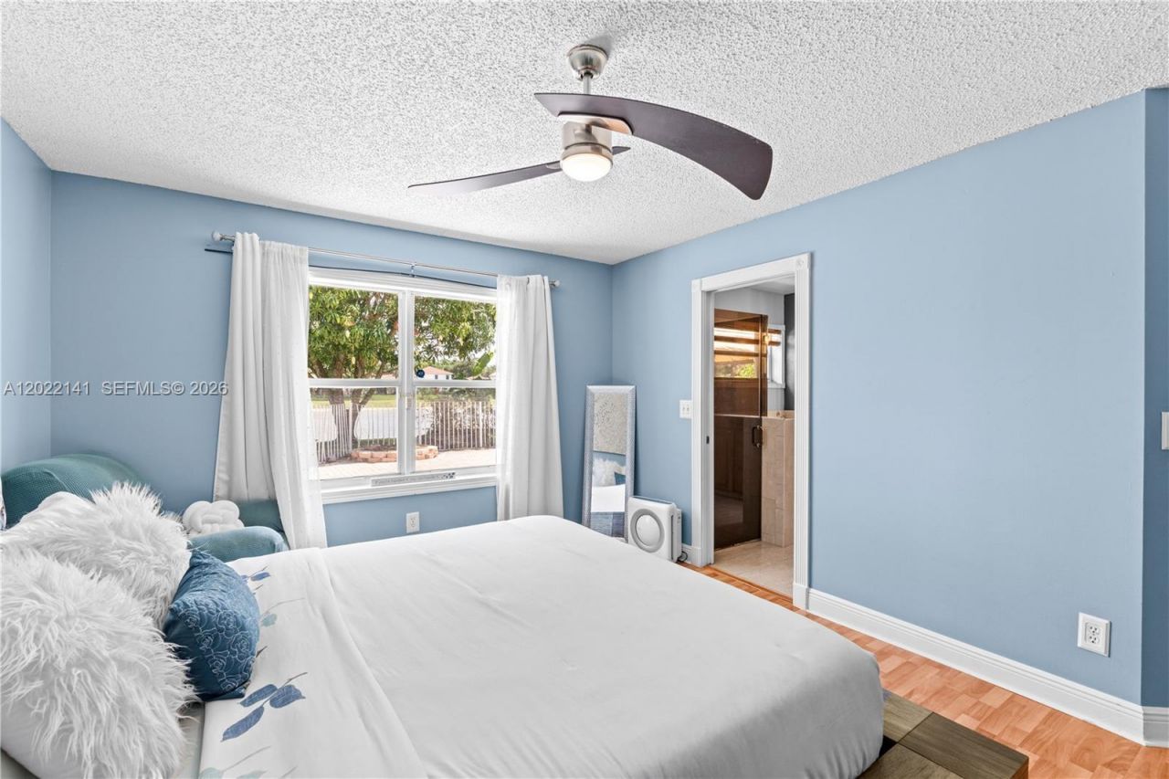 6188 NW 40th St, Coral Springs, FL 33067 Photo