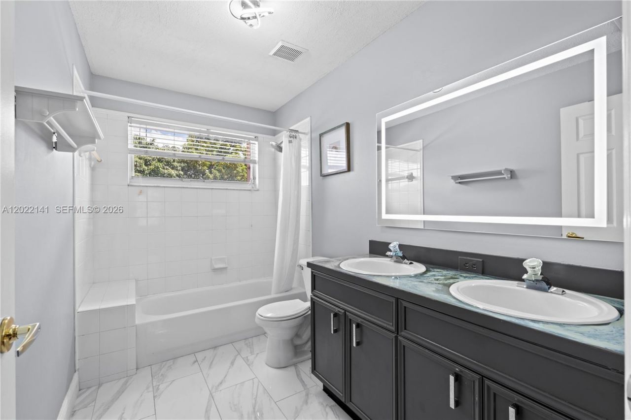 6188 NW 40th St, Coral Springs, FL 33067 Photo
