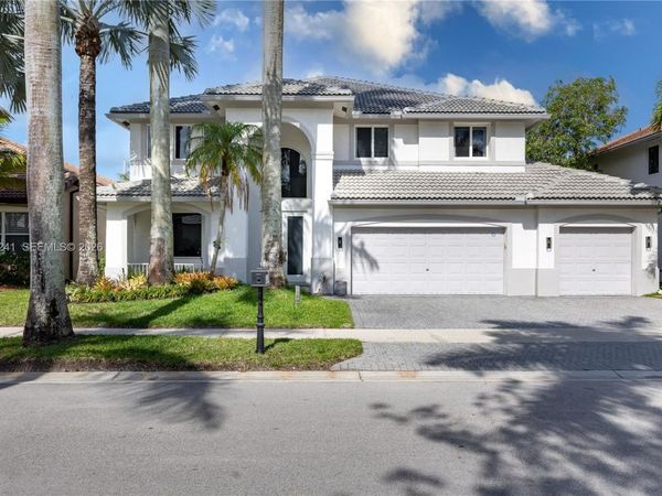 2517 Hunters Run Way , Weston, FL 33327