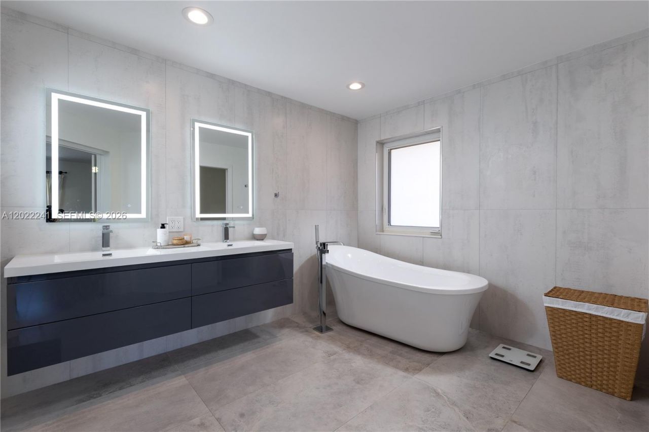 2517 Hunters Run Way , Weston, FL 33327 Photo