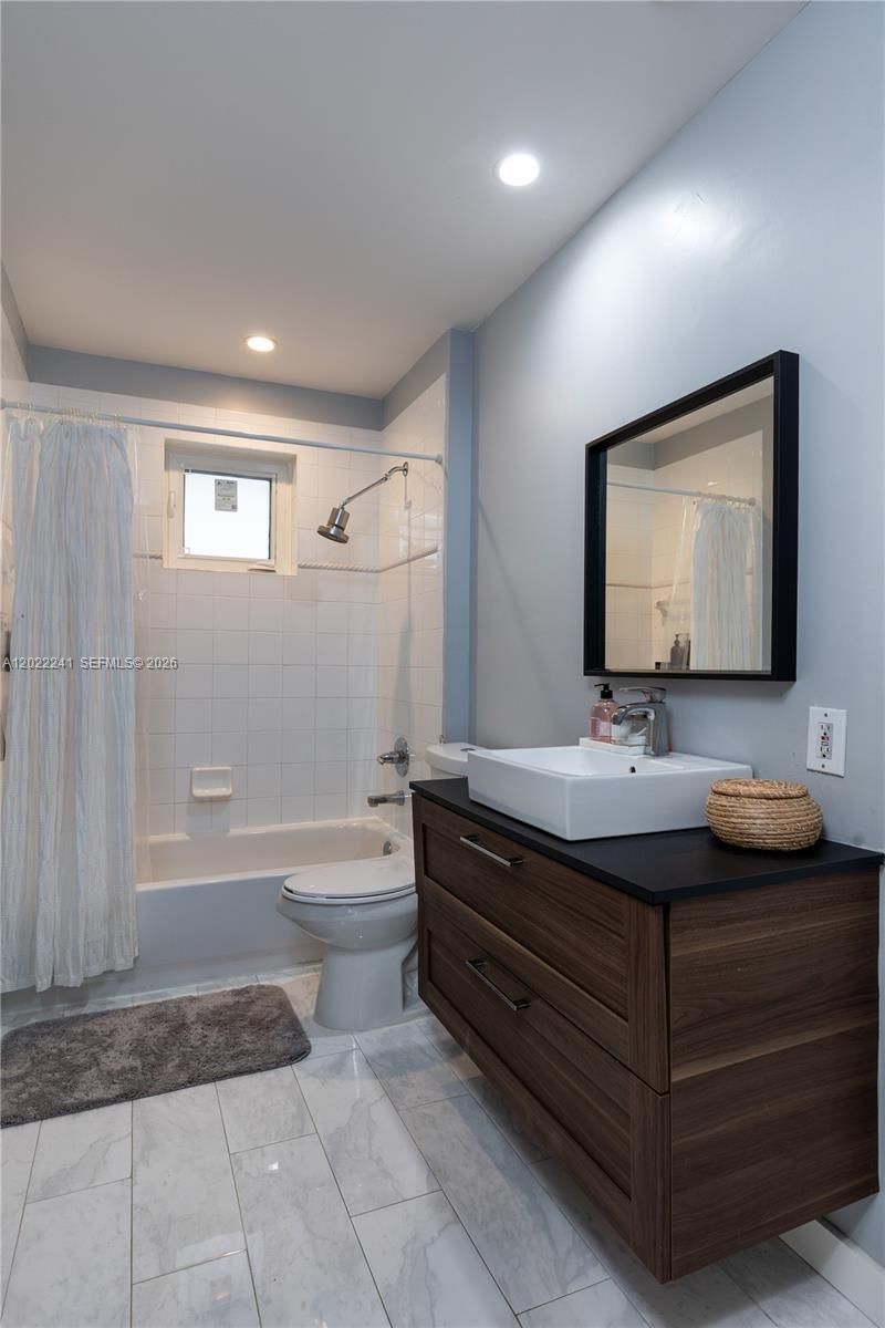 2517 Hunters Run Way , Weston, FL 33327 Photo