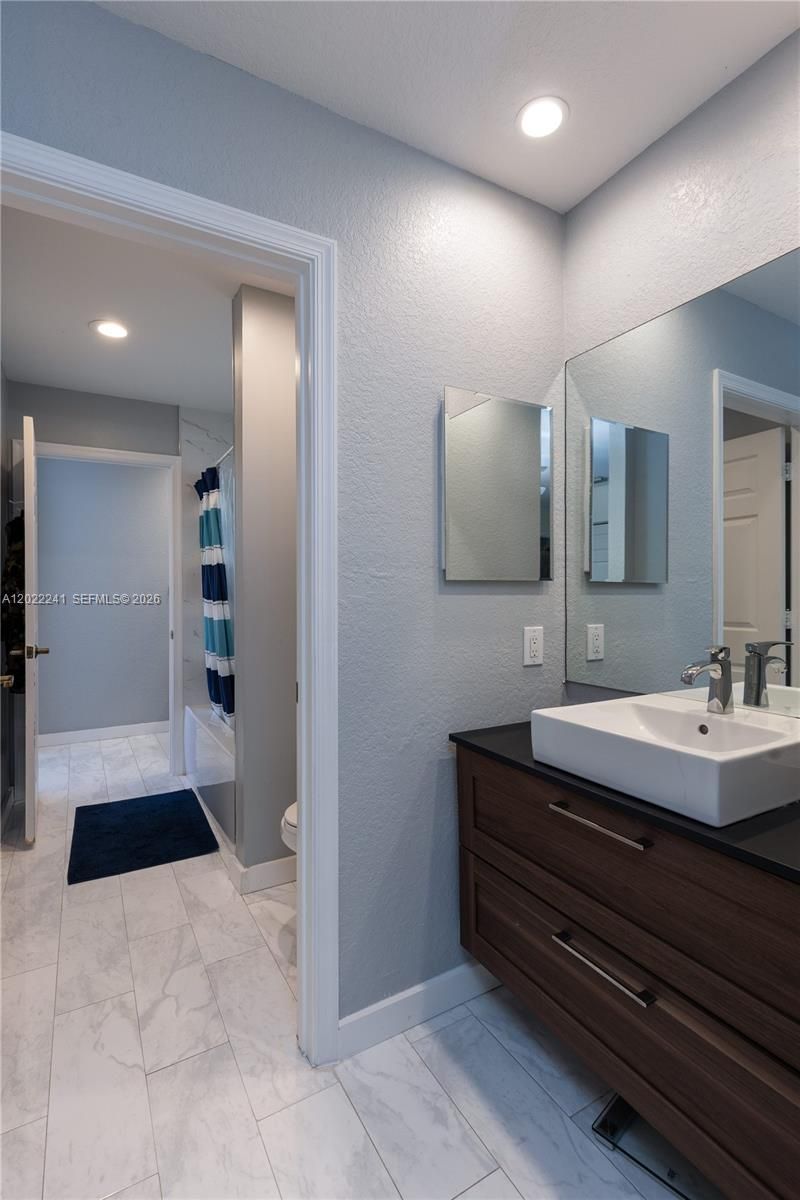 2517 Hunters Run Way , Weston, FL 33327 Photo