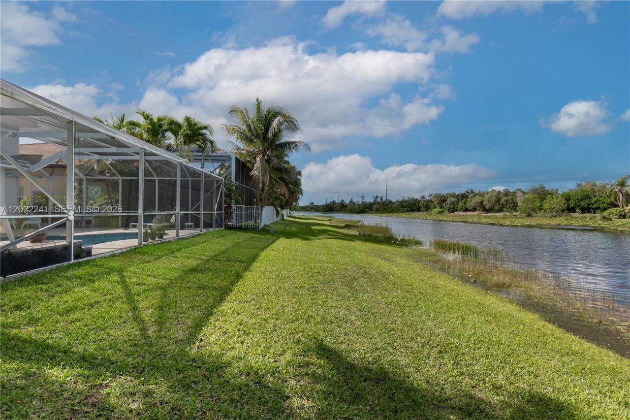 2517 Hunters Run Way , Weston, FL 33327 Photo