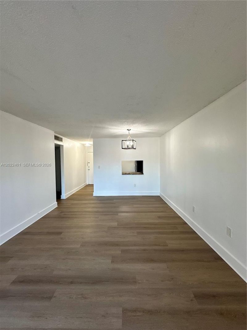 4810 NW 79th Ave , Unit 204, Doral, FL 33166 Photo