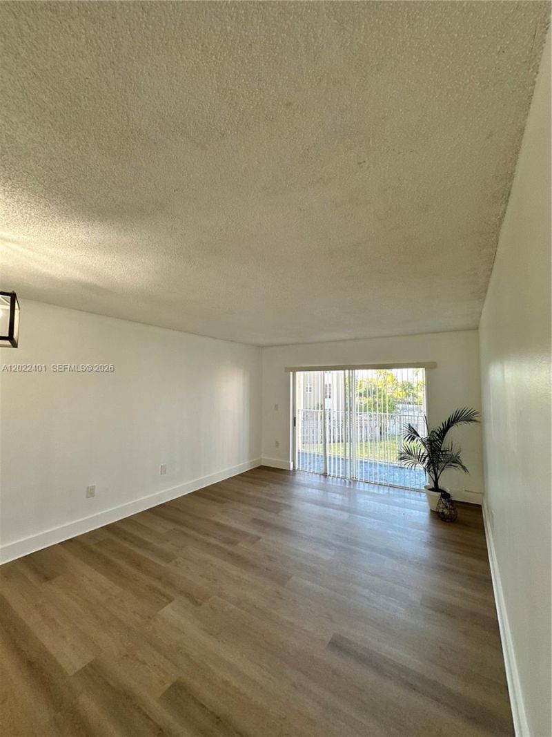 4810 NW 79th Ave , Unit 204, Doral, FL 33166 Photo