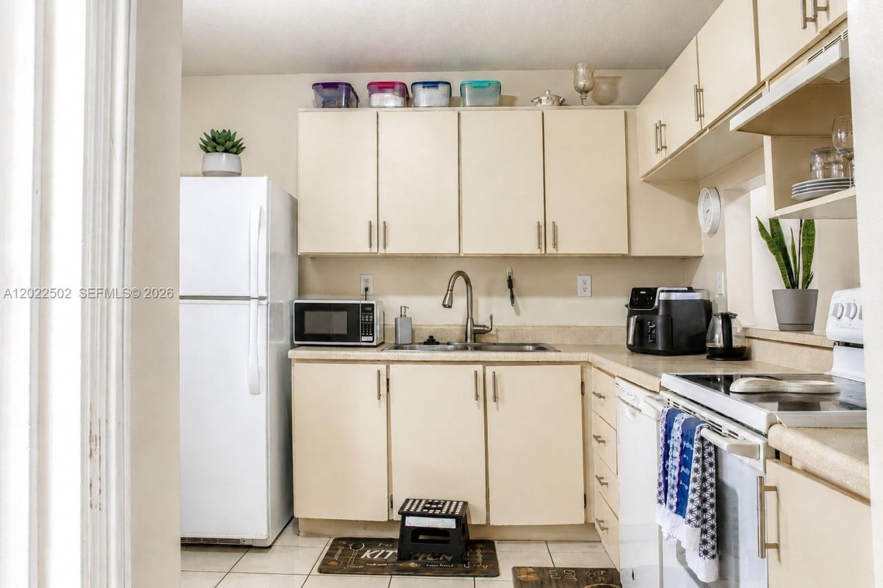9880 Hammocks Blvd, Unit 101-43, Miami, FL 33196 Photo