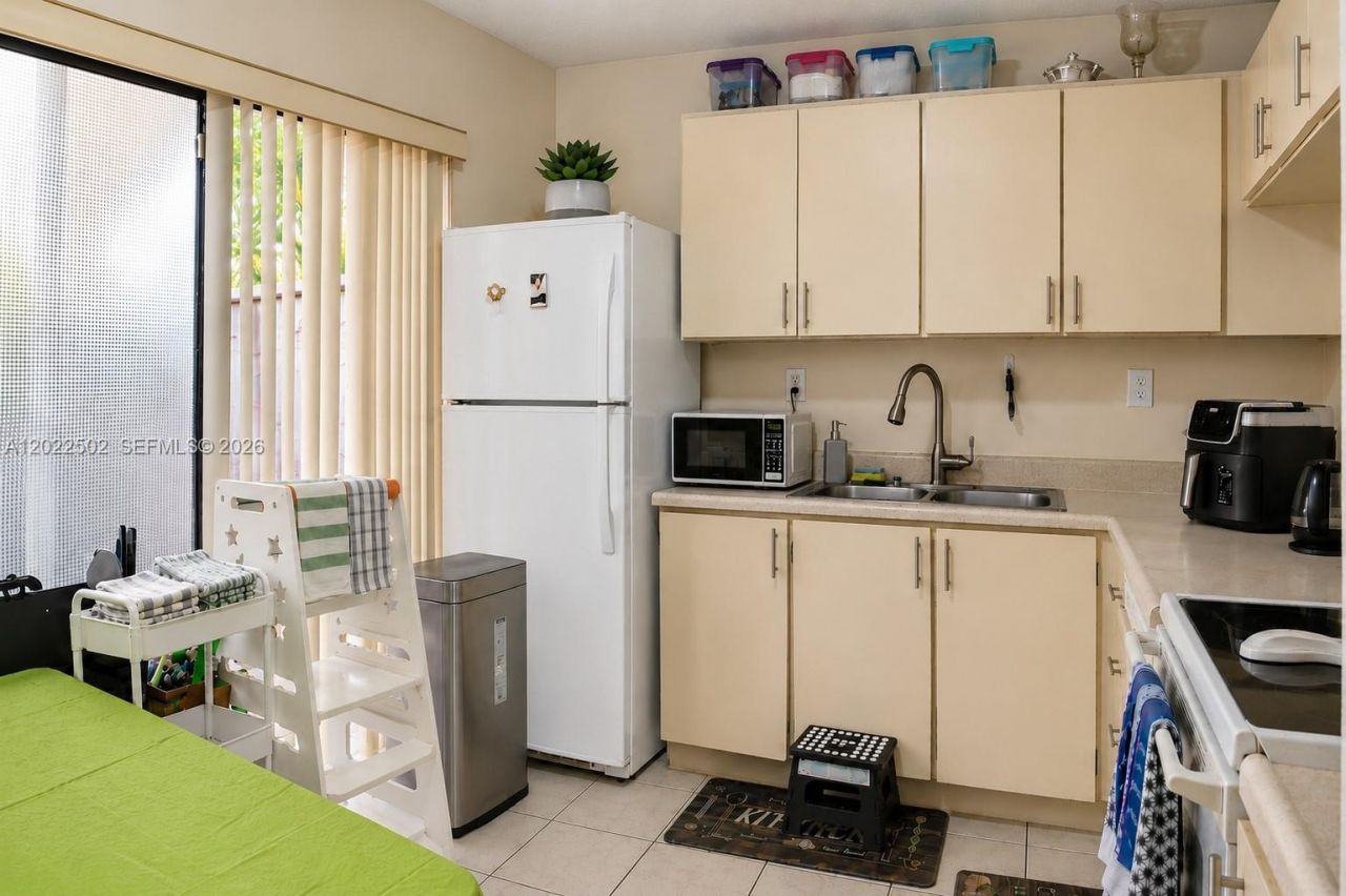 9880 Hammocks Blvd, Unit 101-43, Miami, FL 33196 Photo