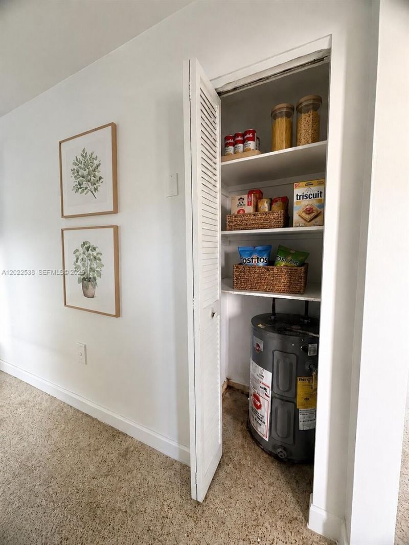 1426 SW 5th St , Unit 2, Miami, FL 33135 Photo